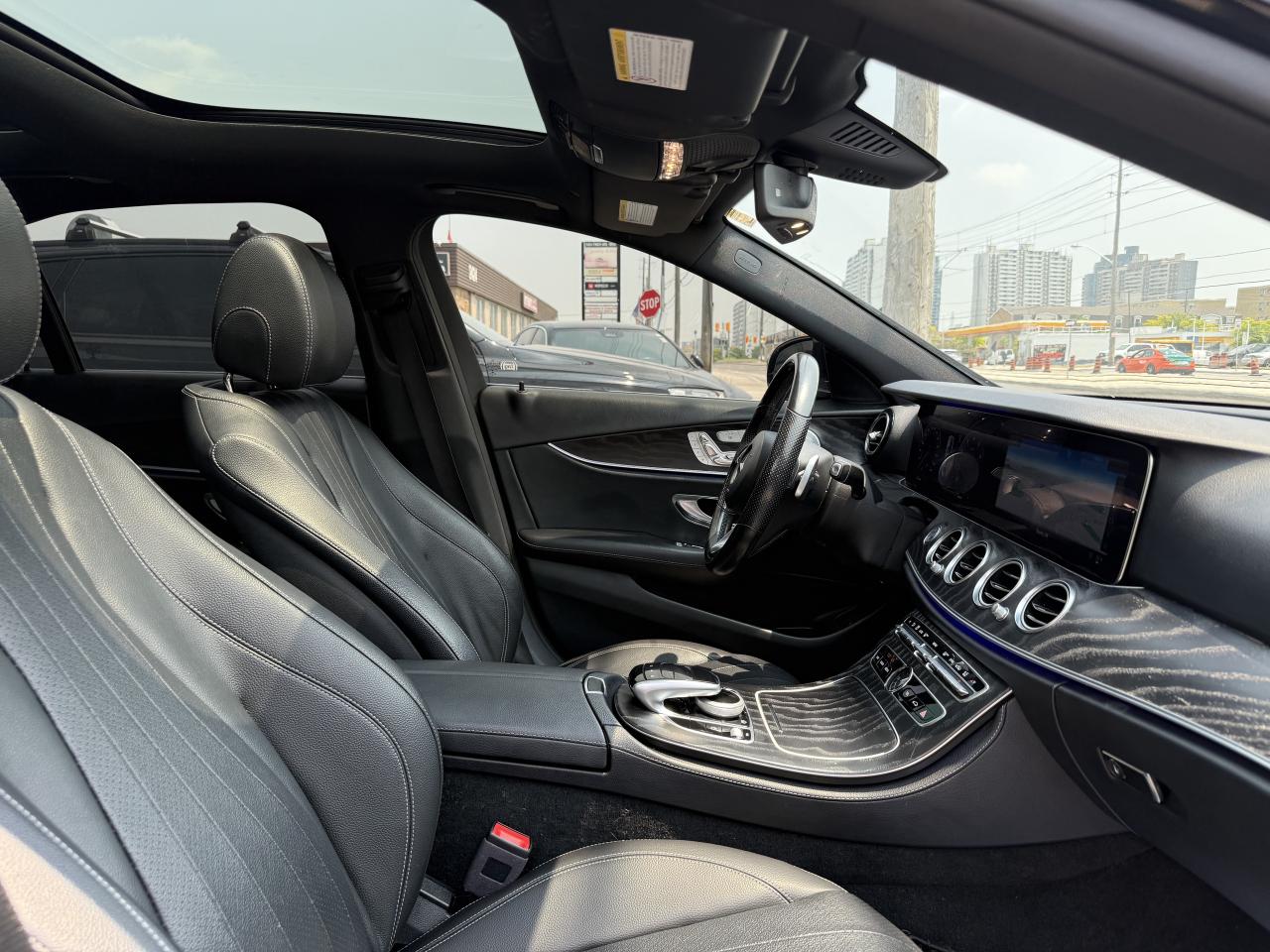 2018 Mercedes-Benz E-Class 300 | PREMIUM | PANO | BURMESTER | LOADED - Photo #32