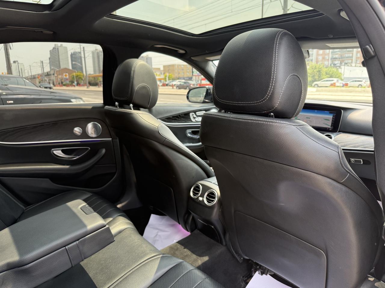 2018 Mercedes-Benz E-Class 300 | PREMIUM | PANO | BURMESTER | LOADED - Photo #35