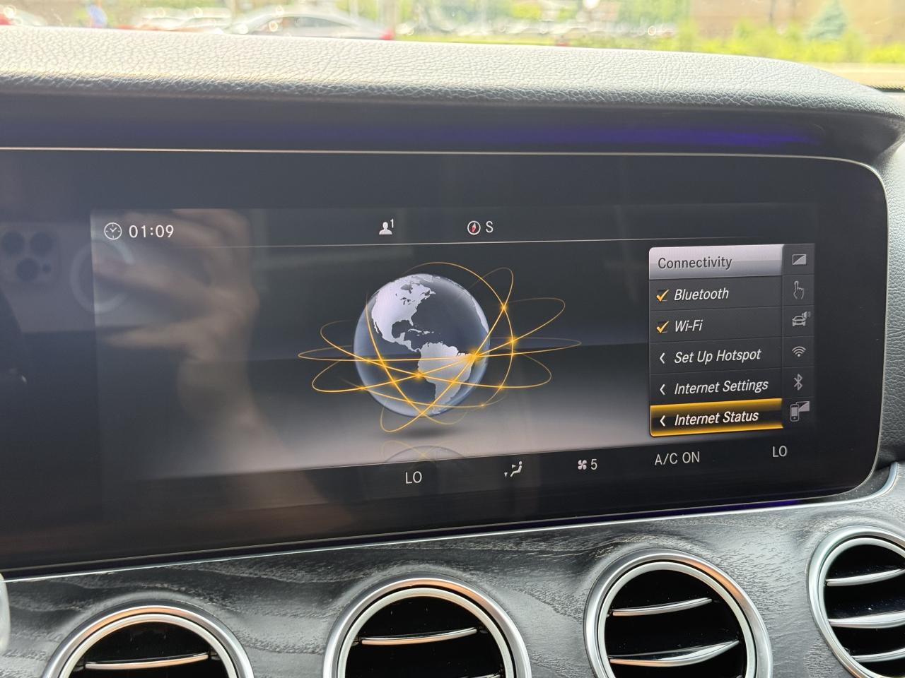 2018 Mercedes-Benz E-Class 300 | PREMIUM | PANO | BURMESTER | LOADED - Photo #43