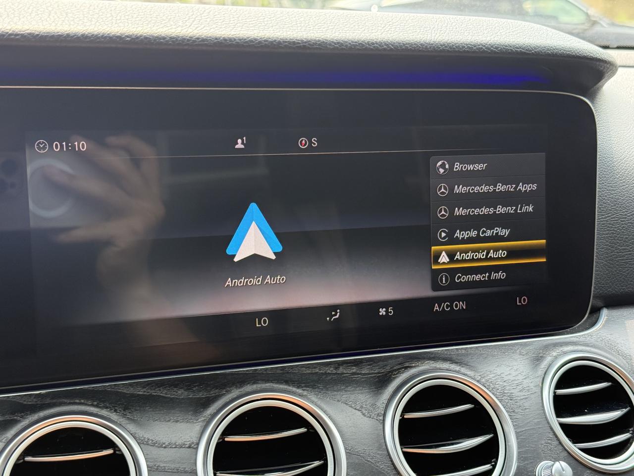 2018 Mercedes-Benz E-Class 300 | PREMIUM | PANO | BURMESTER | LOADED - Photo #47