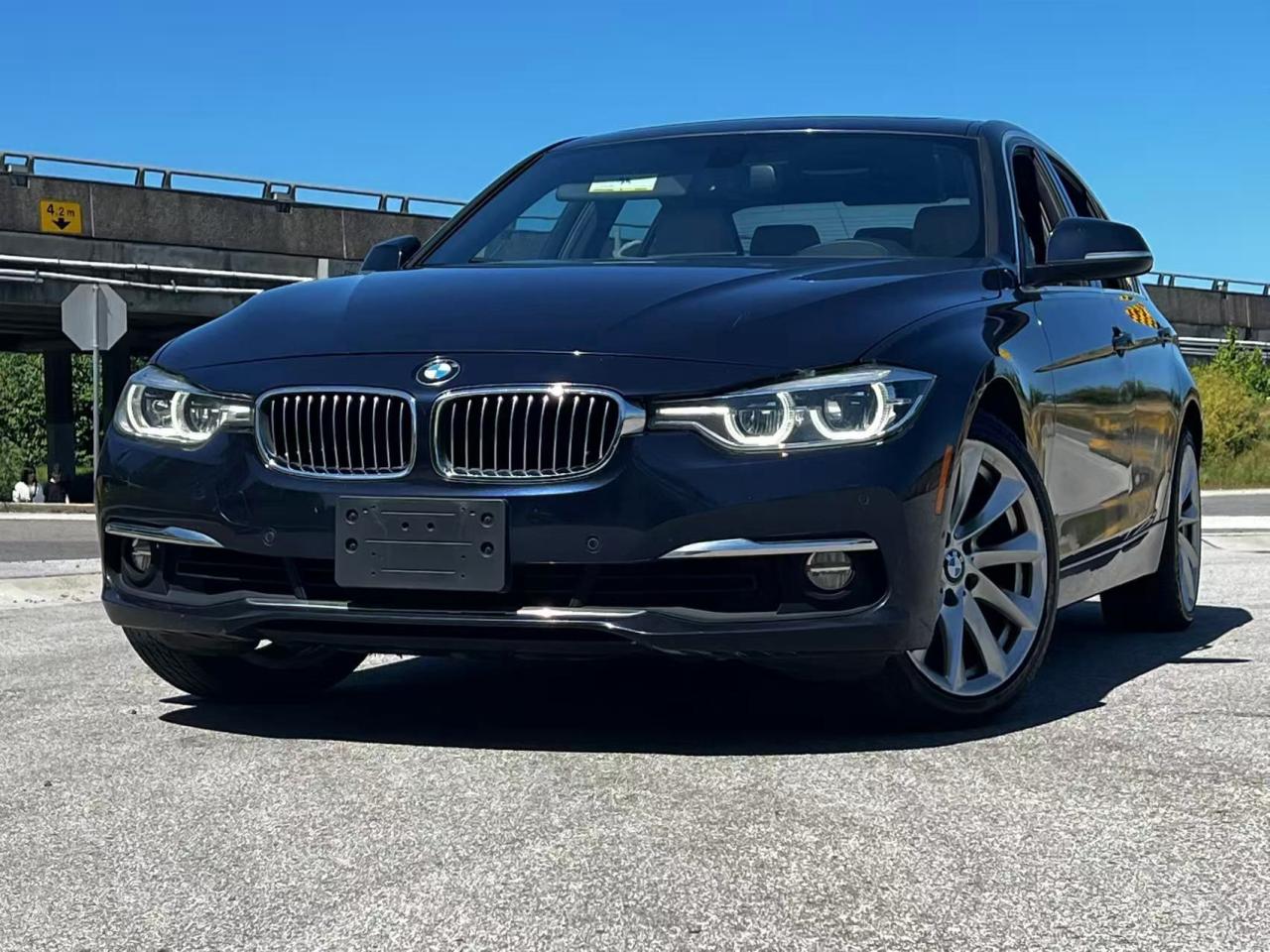 Used 2016 BMW 3 Series 328i xDrive SULEV South Africa/ HUD/ NO ACCIDENT/ BC LOCAL for sale in Richmond, BC