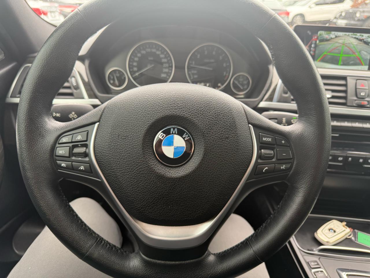 2016 BMW 3 Series 328i xDrive AWD Photo16