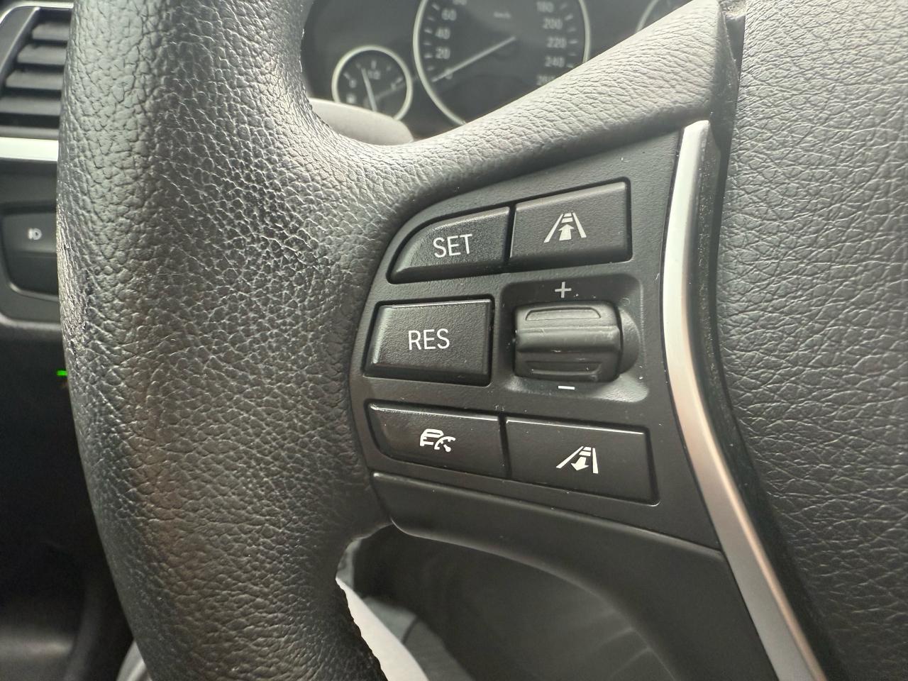 2016 BMW 3 Series 328i xDrive AWD Photo38