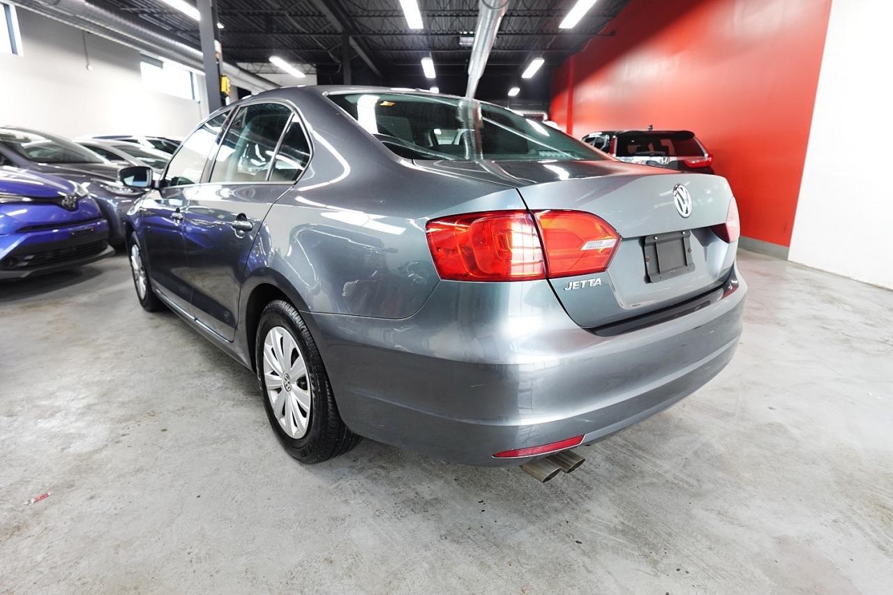 2014 Volkswagen Jetta Trendline. DEALER MAINTAIN,ONE OWNER - Photo #6