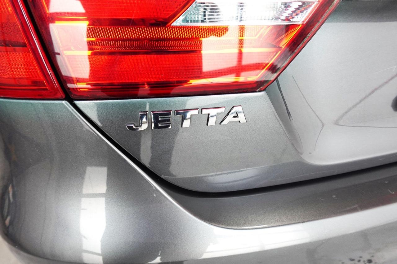 2014 Volkswagen Jetta Trendline. DEALER MAINTAIN,ONE OWNER - Photo #7