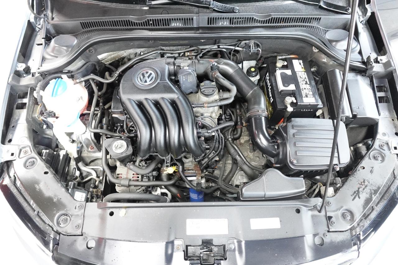 2014 Volkswagen Jetta Trendline. DEALER MAINTAIN,ONE OWNER - Photo #29