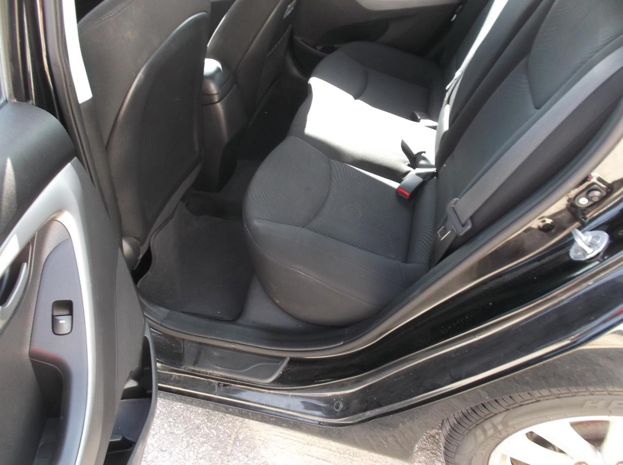 2015 Hyundai Elantra SE SPORT - Photo #7