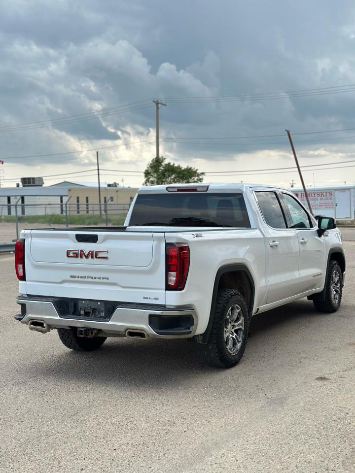2021 GMC Sierra 1500 SLE - Photo #5