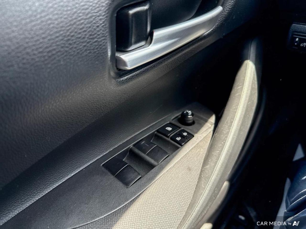 2021 Toyota Corolla LE / NO ACCIDENTS / HTD SEATS / BLUETOOTH / AUTO - Photo #13