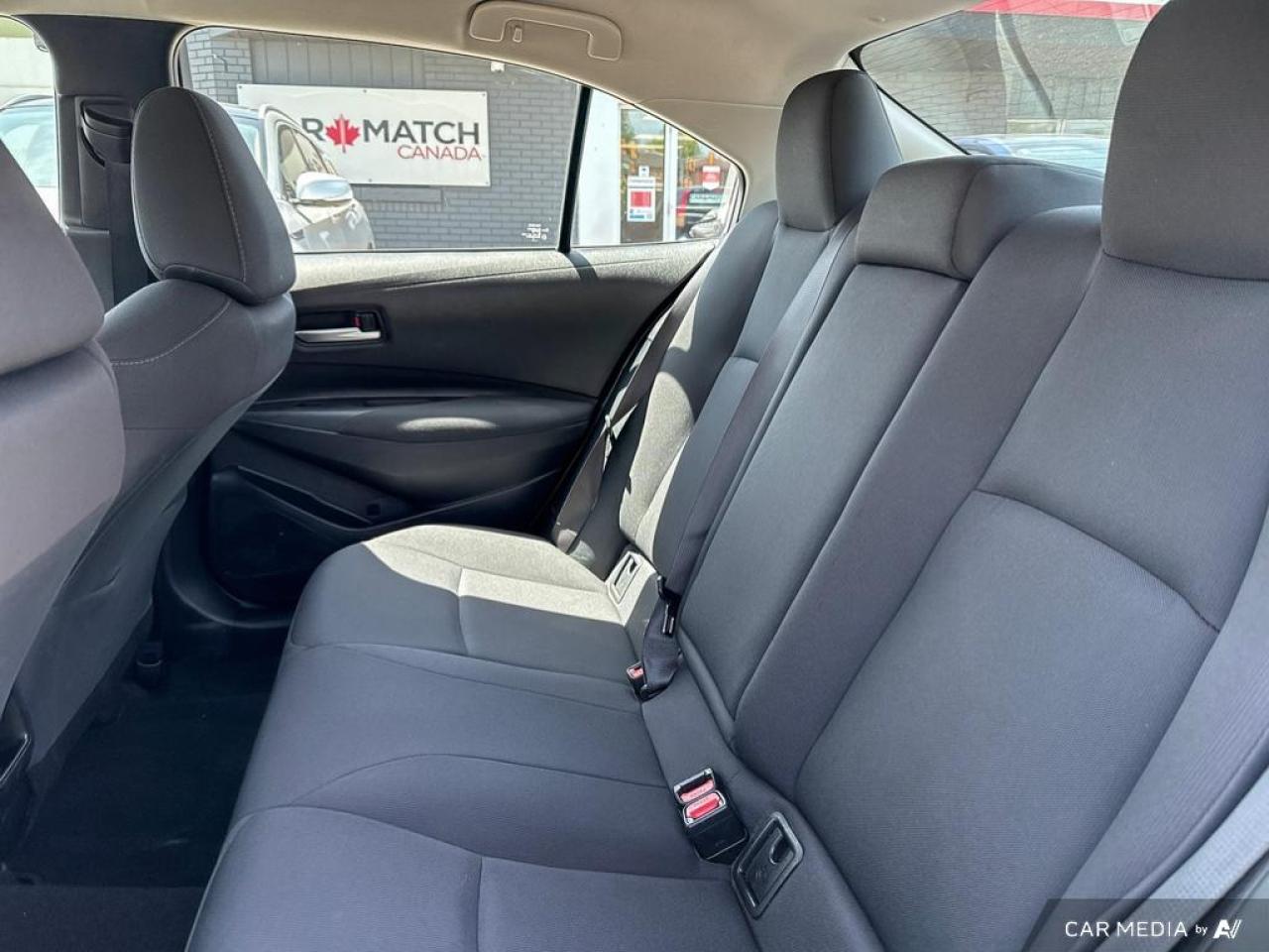2021 Toyota Corolla LE / NO ACCIDENTS / HTD SEATS / BLUETOOTH / AUTO - Photo #11
