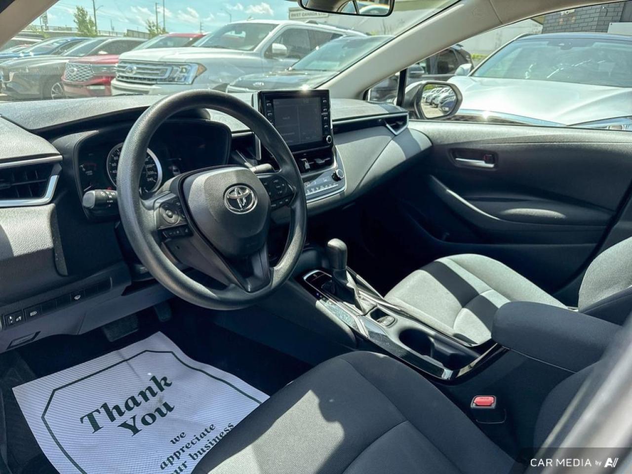 2021 Toyota Corolla LE / NO ACCIDENTS / HTD SEATS / BLUETOOTH / AUTO - Photo #9