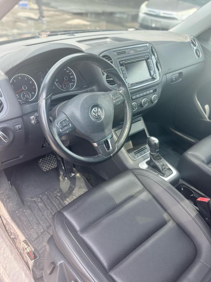 2015 Volkswagen Tiguan Highline - Photo #2