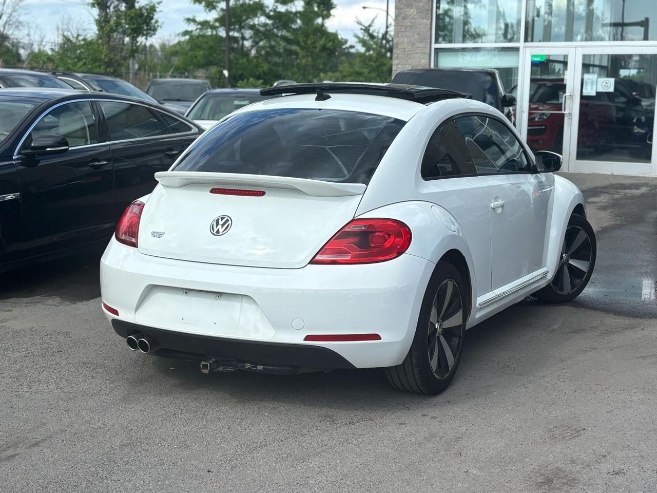 2012 Volkswagen Beetle HIGHLINE - Photo #10