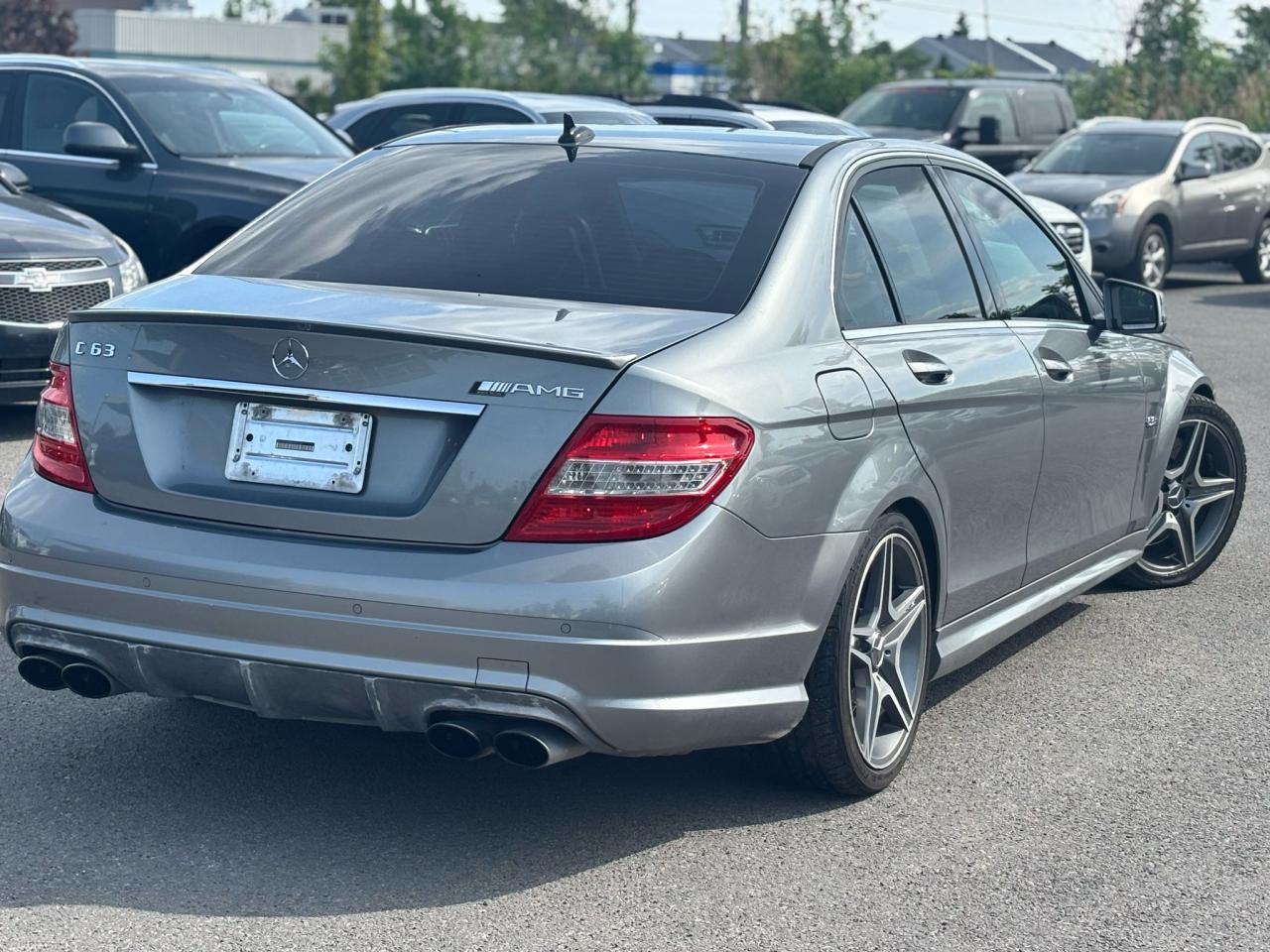 2010 Mercedes-Benz C-Class C63 AMG - Photo #11