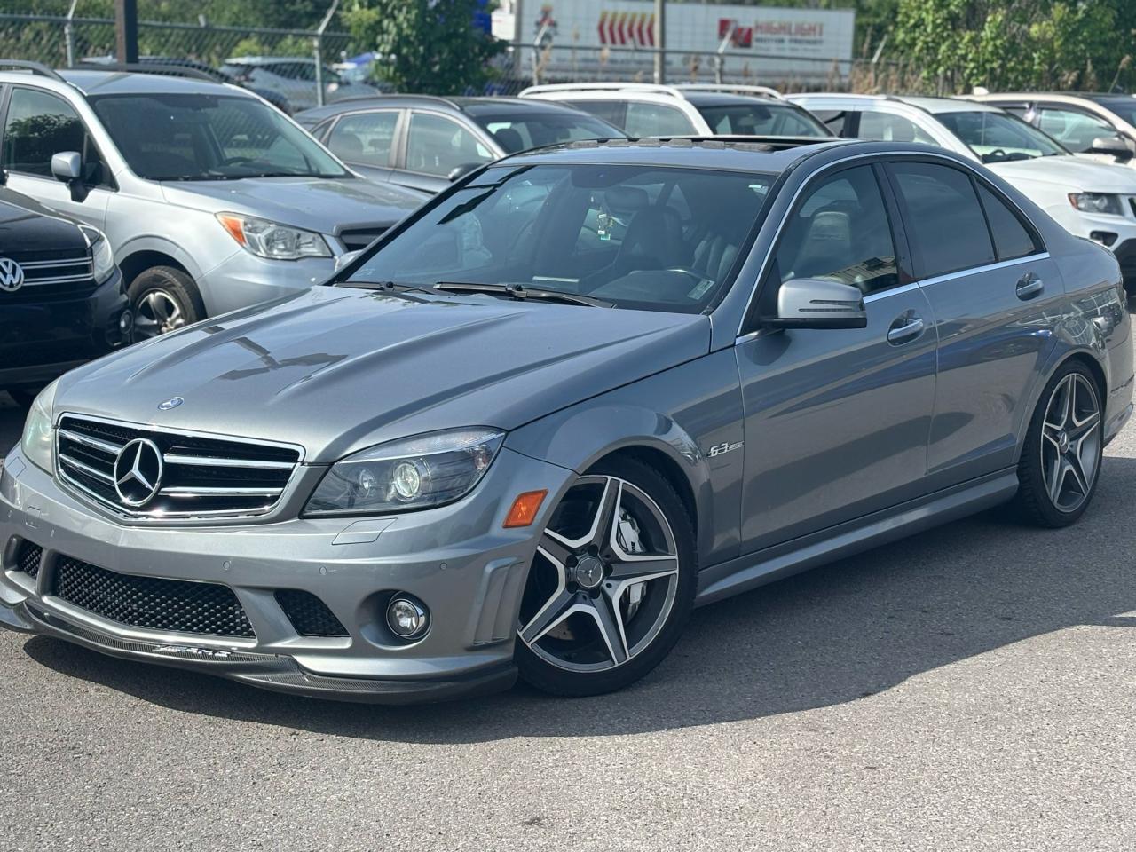 2010 Mercedes-Benz C-Class C63 AMG - Photo #3