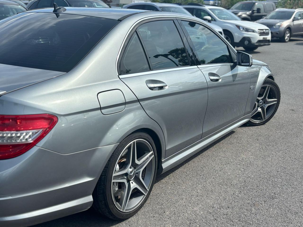 2010 Mercedes-Benz C-Class C63 AMG - Photo #12