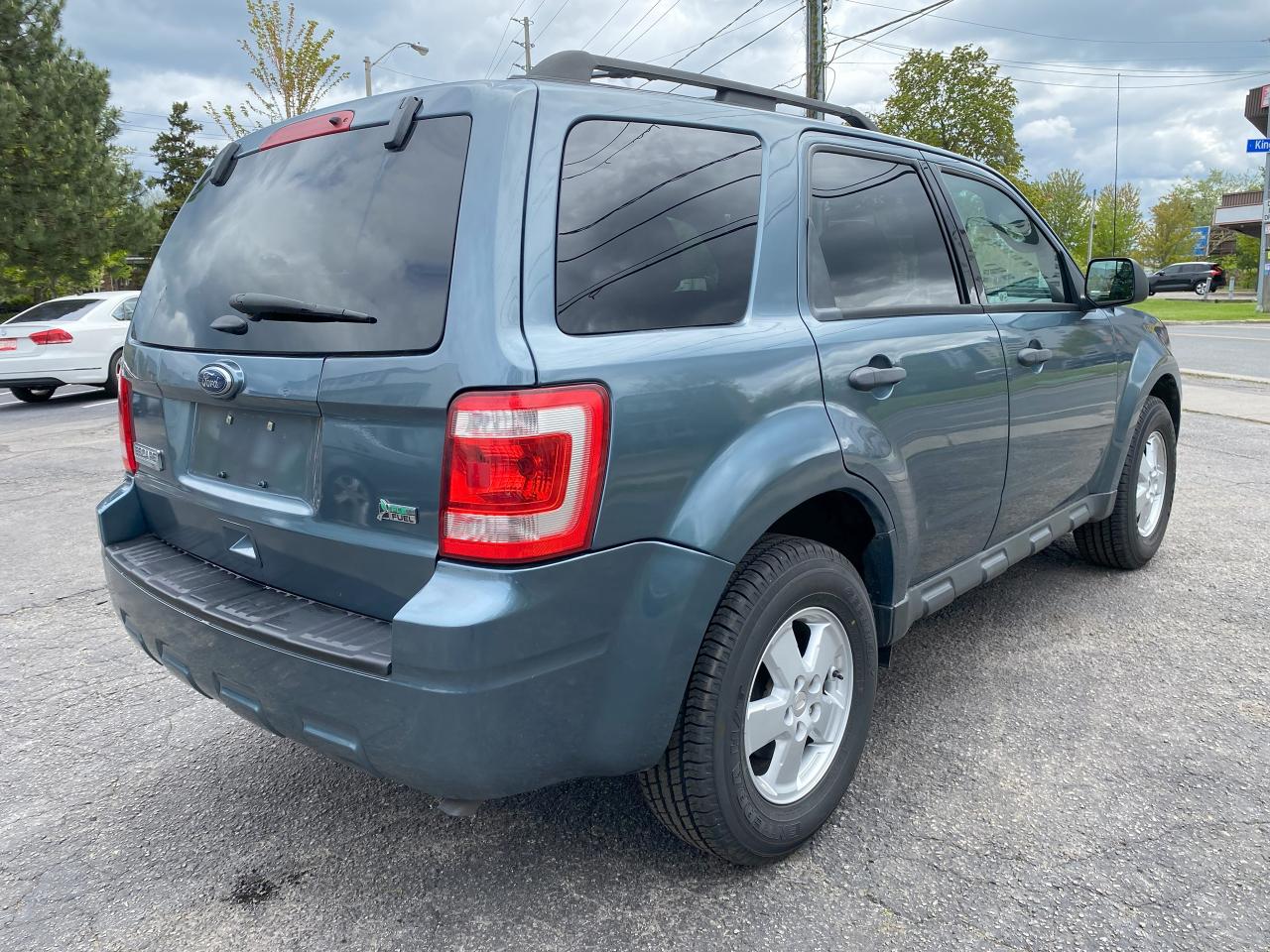2012 Ford Escape 4WD 4dr XLT/Automatic/Leather/Sunroof - Photo #6