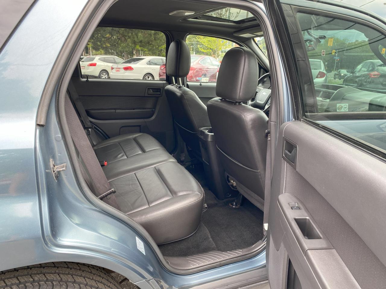 2012 Ford Escape 4WD 4dr XLT/Automatic/Leather/Sunroof - Photo #10