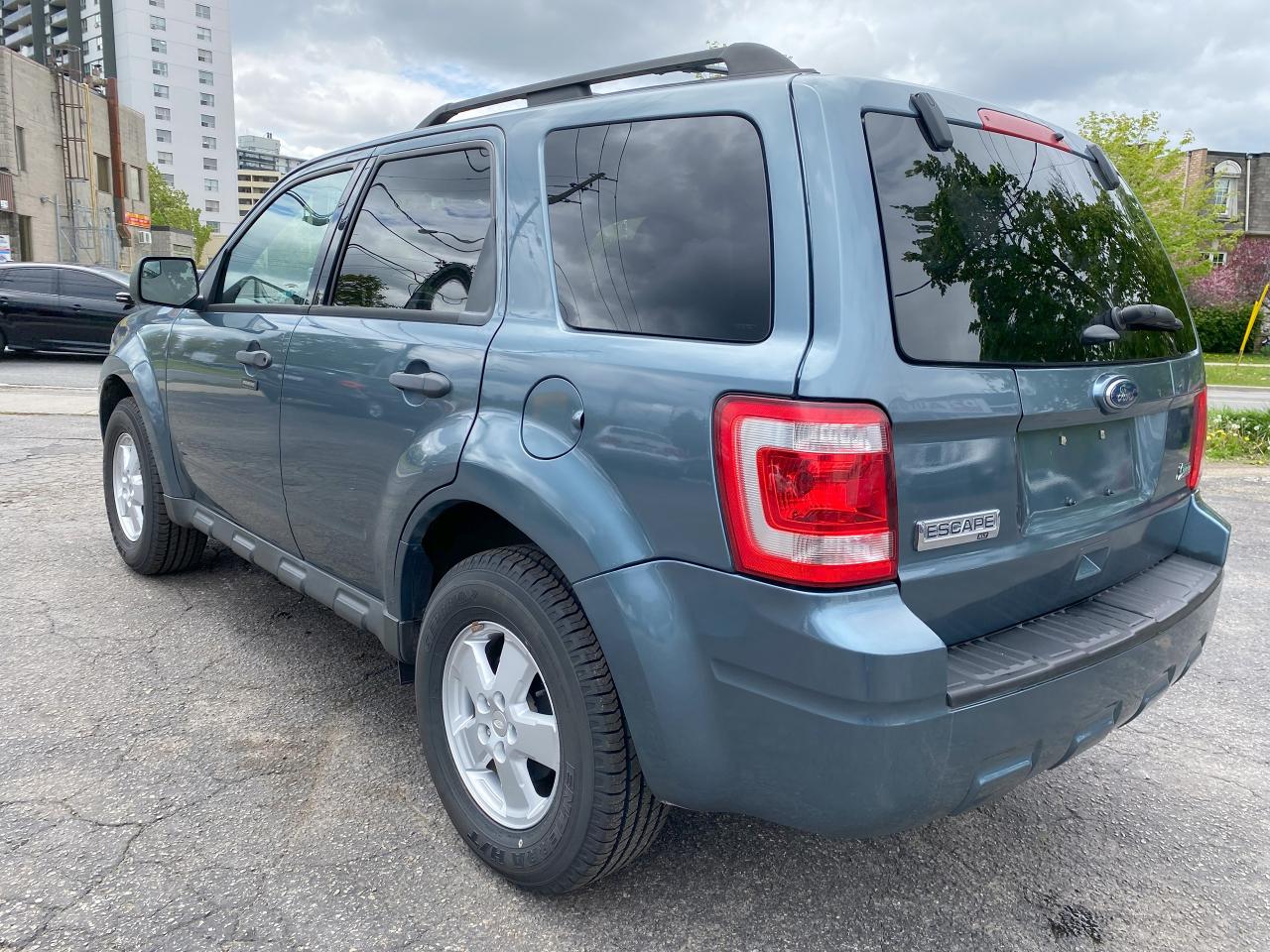 2012 Ford Escape 4WD 4dr XLT/Automatic/Leather/Sunroof - Photo #8