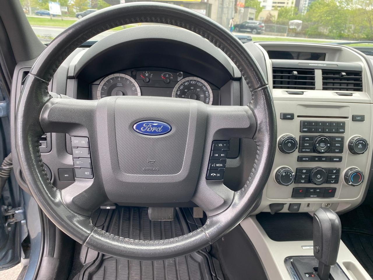 2012 Ford Escape 4WD 4dr XLT/Automatic/Leather/Sunroof - Photo #15