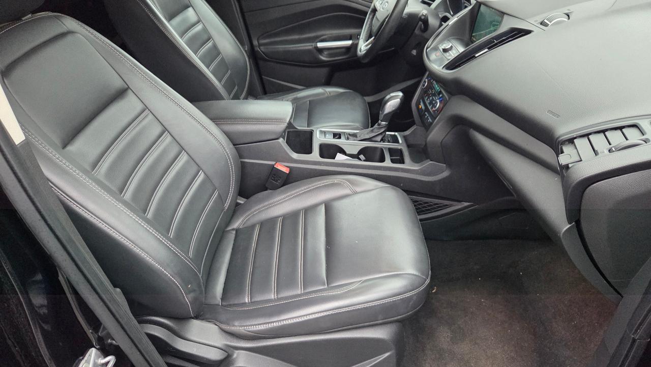 2019 Ford Escape SEL 4WD Leather/Navi/Cam/Push start - Photo #9