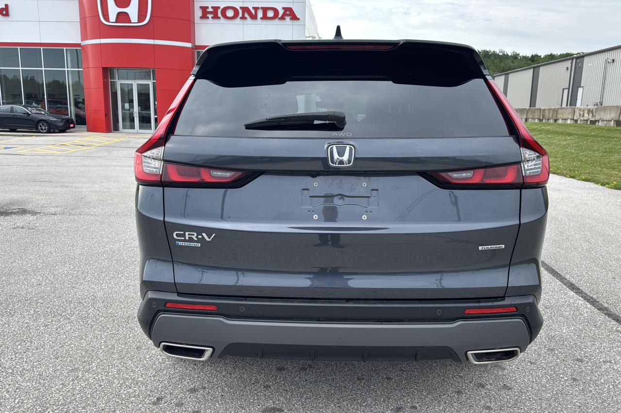 2023 Honda CR-V Touring Photo3