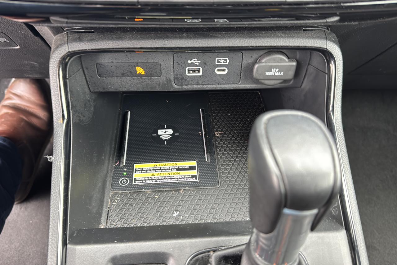 2023 Honda CR-V Touring Photo