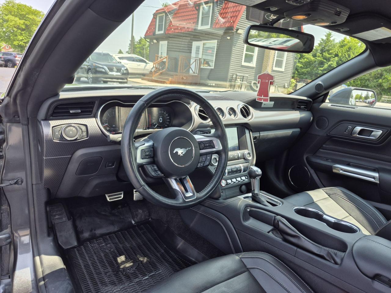2019 Ford Mustang EcoBoost Premium Fastback Photo34