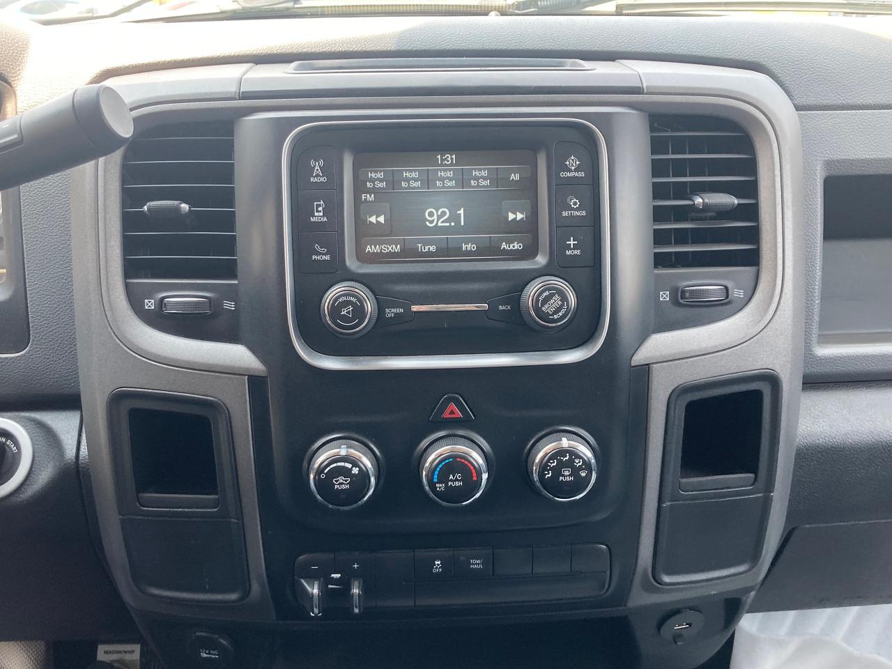 2015 RAM 3500 ST - Photo #6