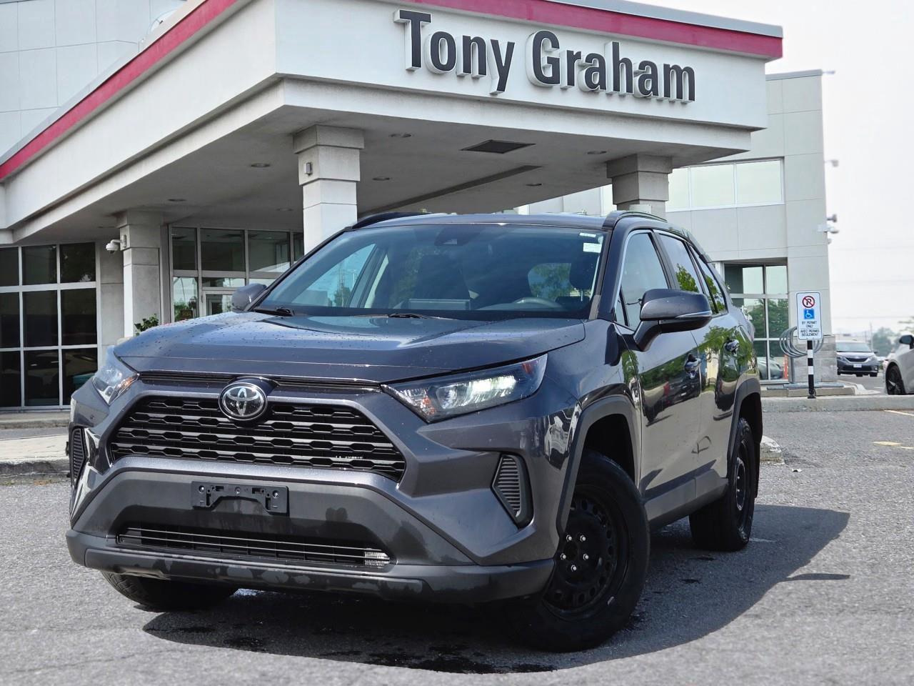 Used 2020 Toyota RAV4 LE for sale in Ottawa, ON