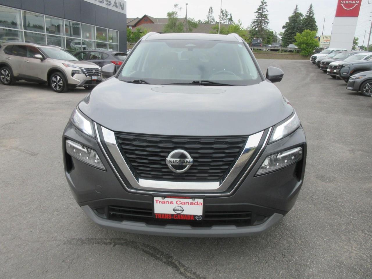 2021 Nissan Rogue SV Photo