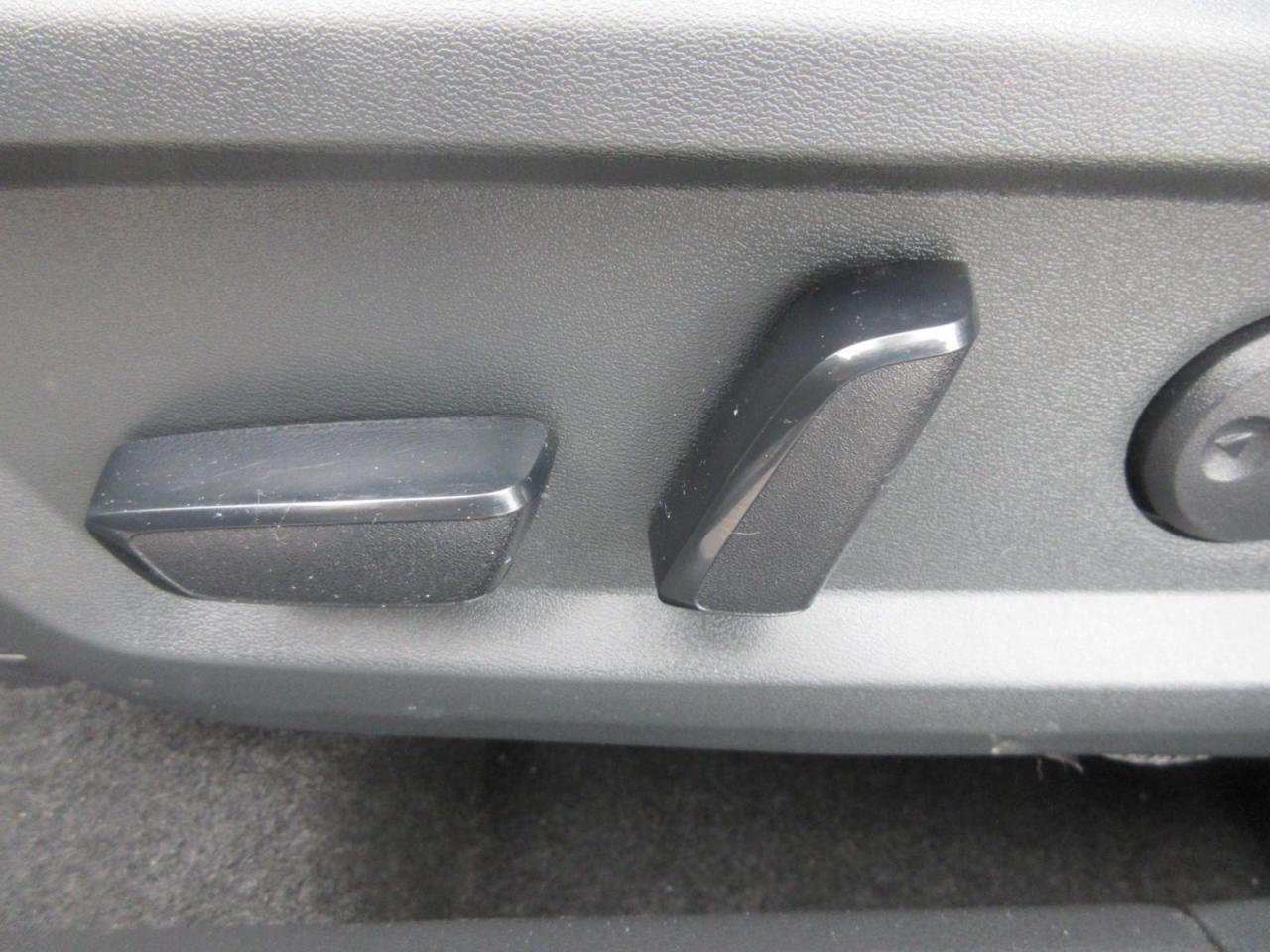 2021 Nissan Rogue SV Photo