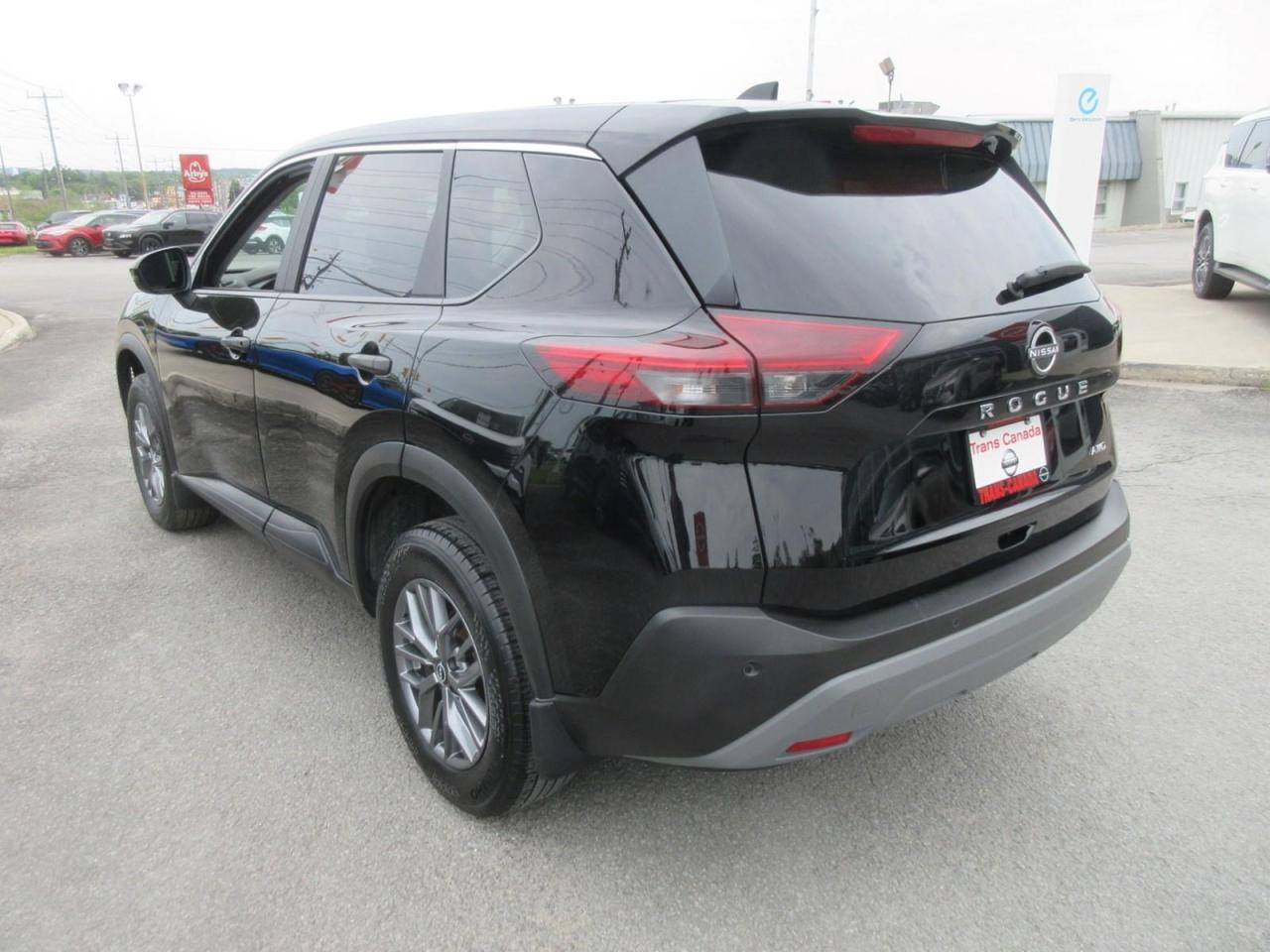 2023 Nissan Rogue S Photo2