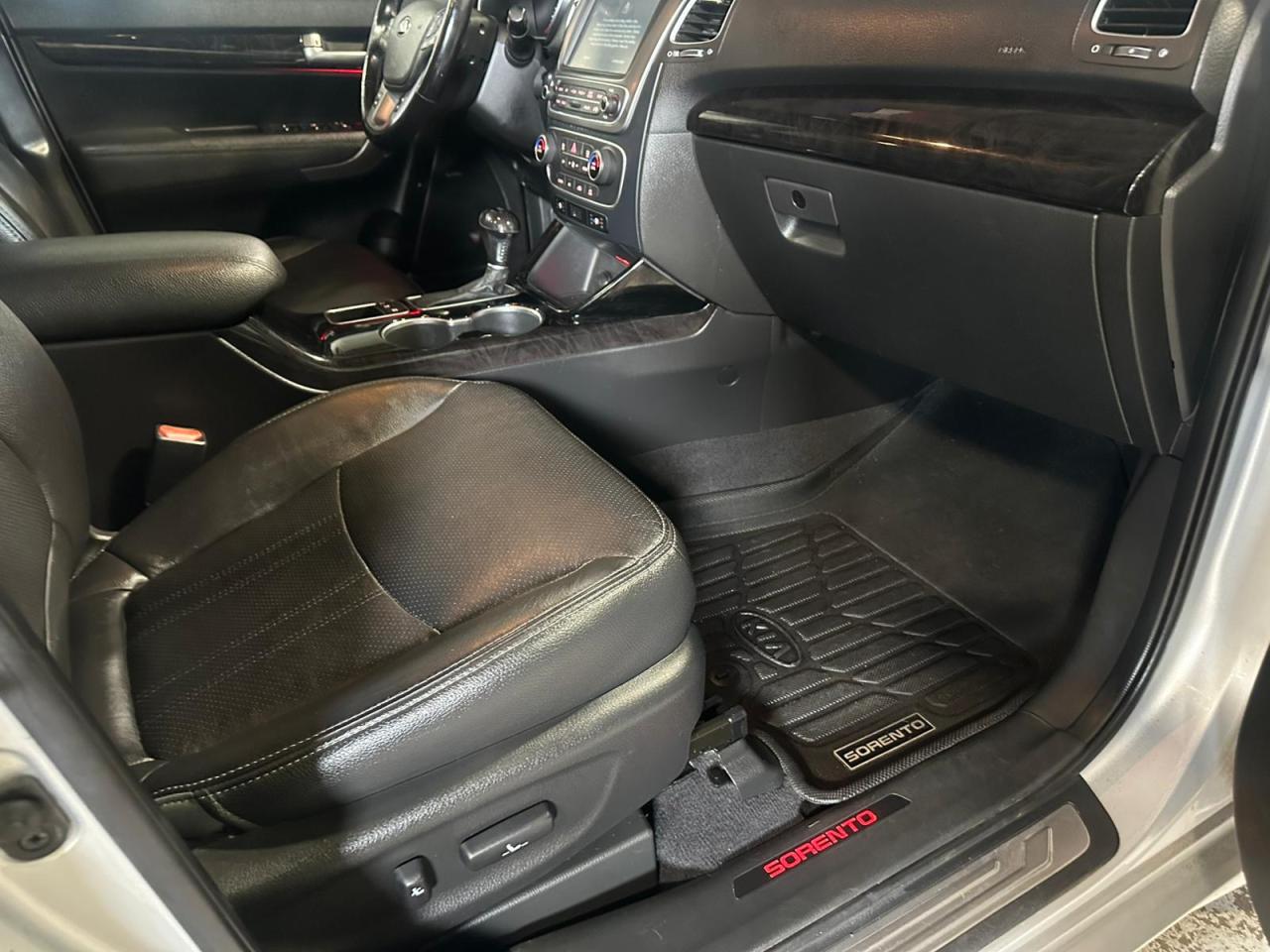 2014 Kia Sorento SX | AWD | V6 | AUTOMATIC | 7 PASSENGER - Photo #14