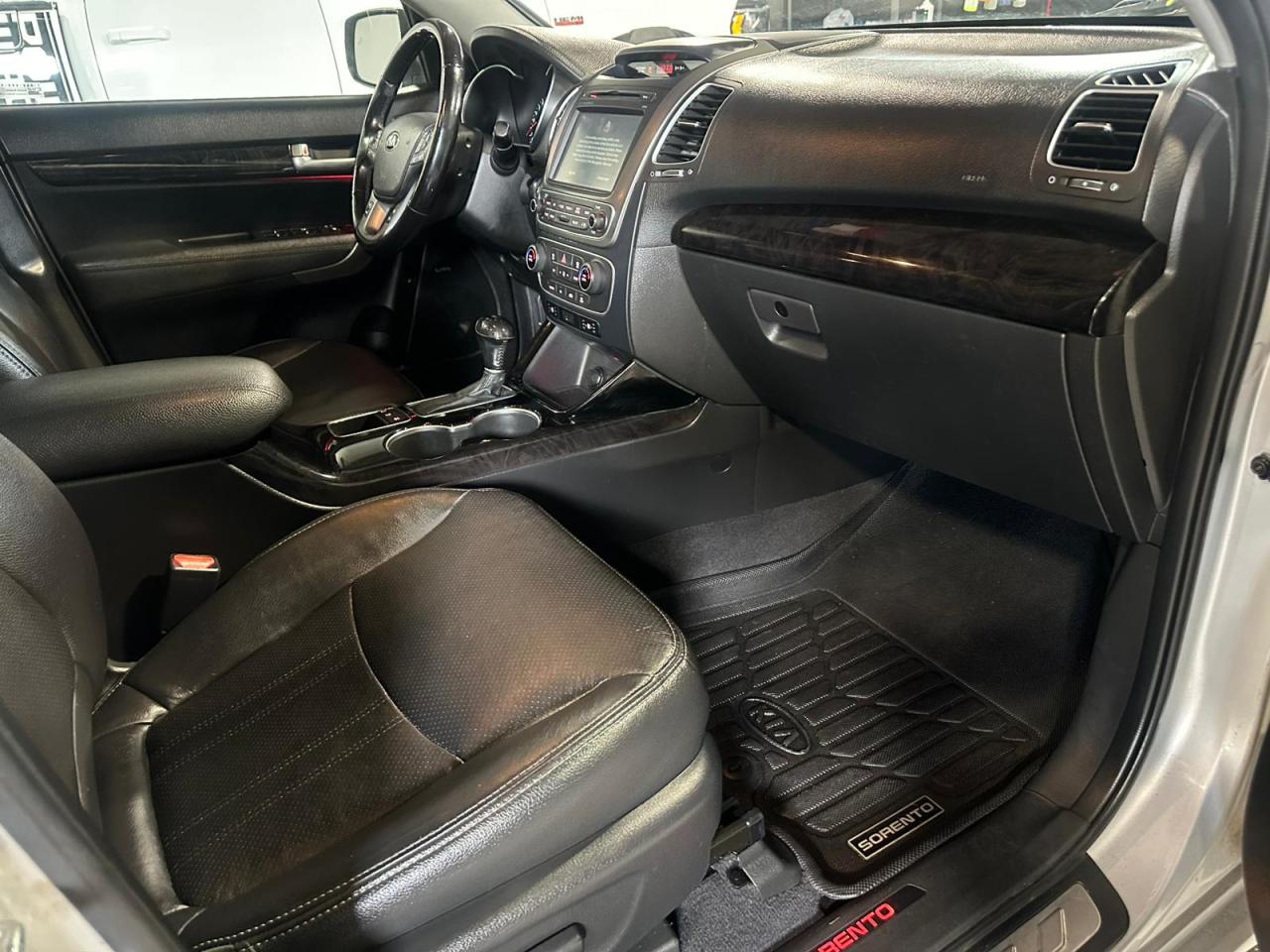 2014 Kia Sorento SX | AWD | V6 | AUTOMATIC | 7 PASSENGER - Photo #13