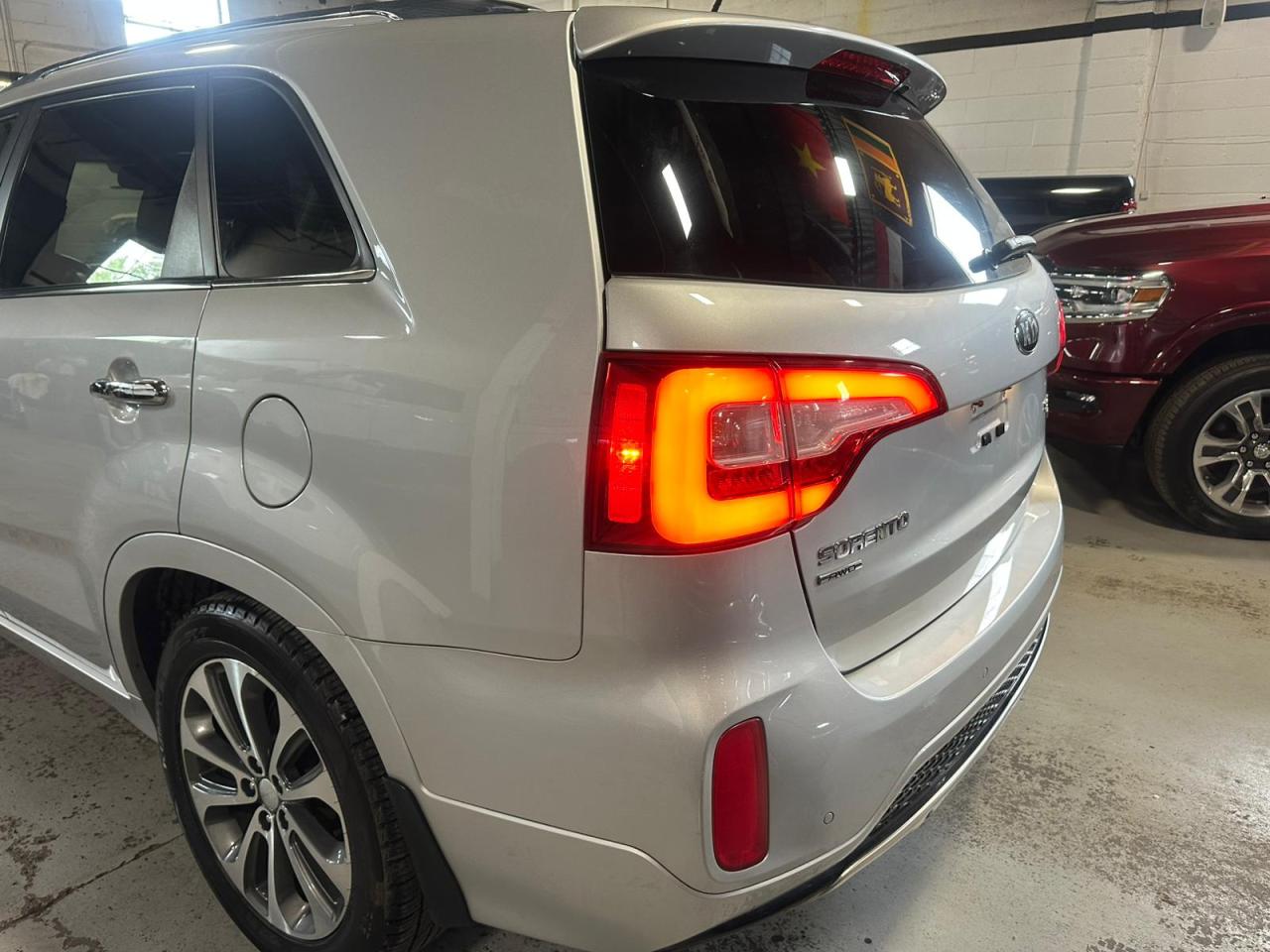 2014 Kia Sorento SX | AWD | V6 | AUTOMATIC | 7 PASSENGER - Photo #4