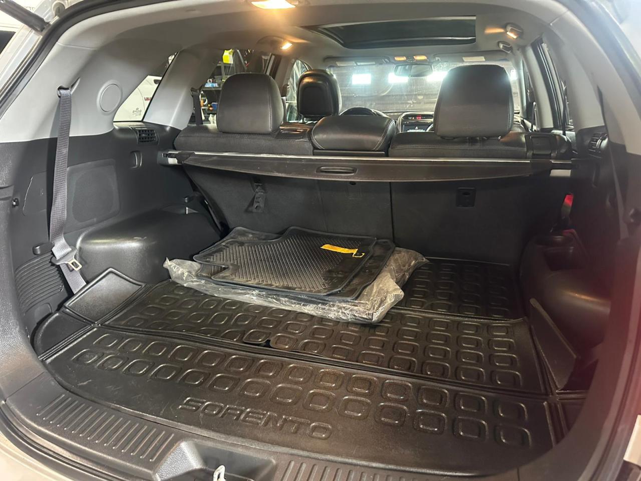 2014 Kia Sorento SX | AWD | V6 | AUTOMATIC | 7 PASSENGER - Photo #41