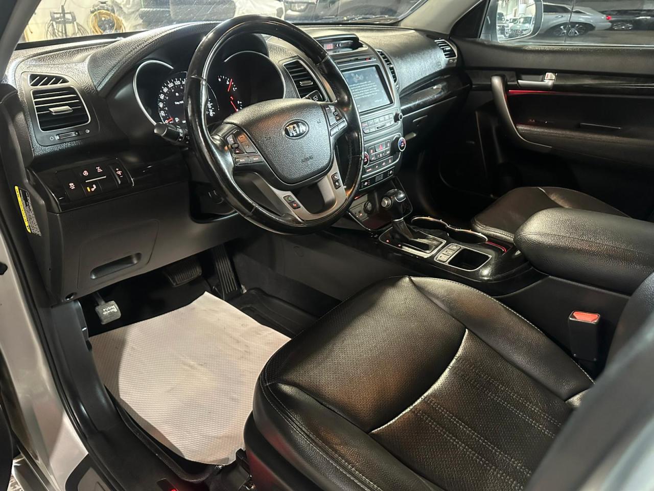 2014 Kia Sorento SX | AWD | V6 | AUTOMATIC | 7 PASSENGER - Photo #9