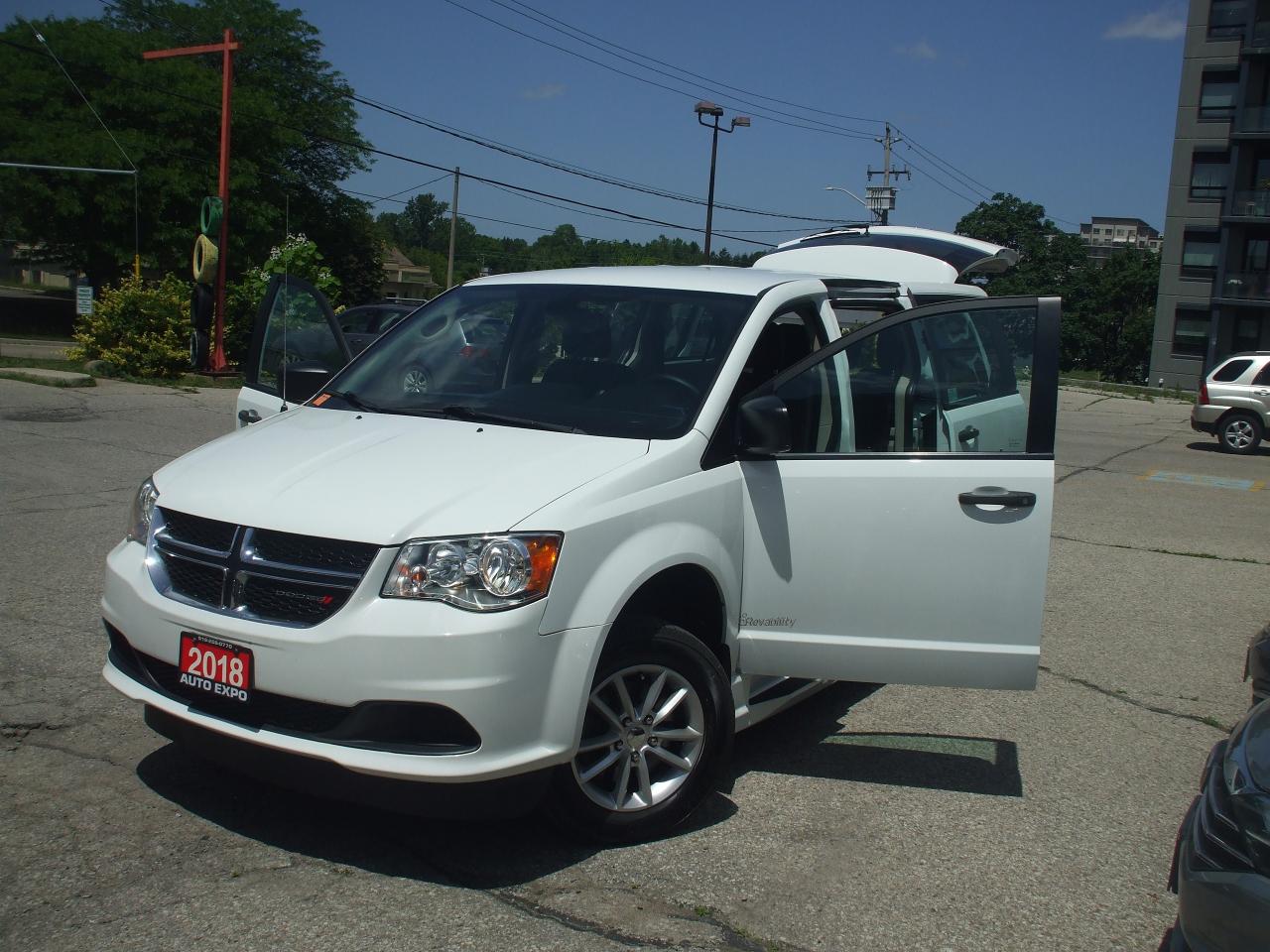 2018 Dodge Grand Caravan CAN Value Package,Wheelchair-accessible,Revability - Photo #9