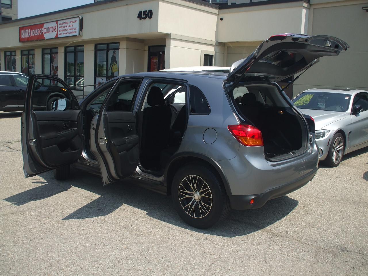 2017 Mitsubishi RVR ES,5 Speed,Key Less,Alloys,Certified,Heated Seats - Photo #17