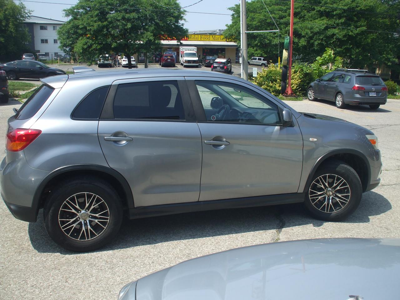 2017 Mitsubishi RVR ES,5 Speed,Key Less,Alloys,Certified,Heated Seats - Photo #6