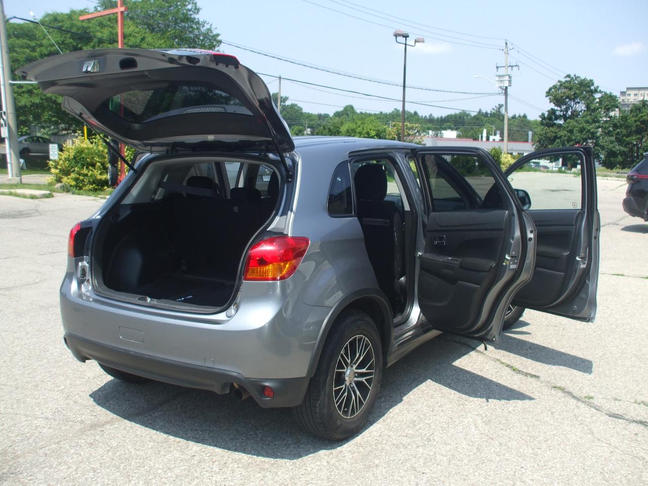 2017 Mitsubishi RVR ES,5 Speed,Key Less,Alloys,Certified,Heated Seats - Photo #19