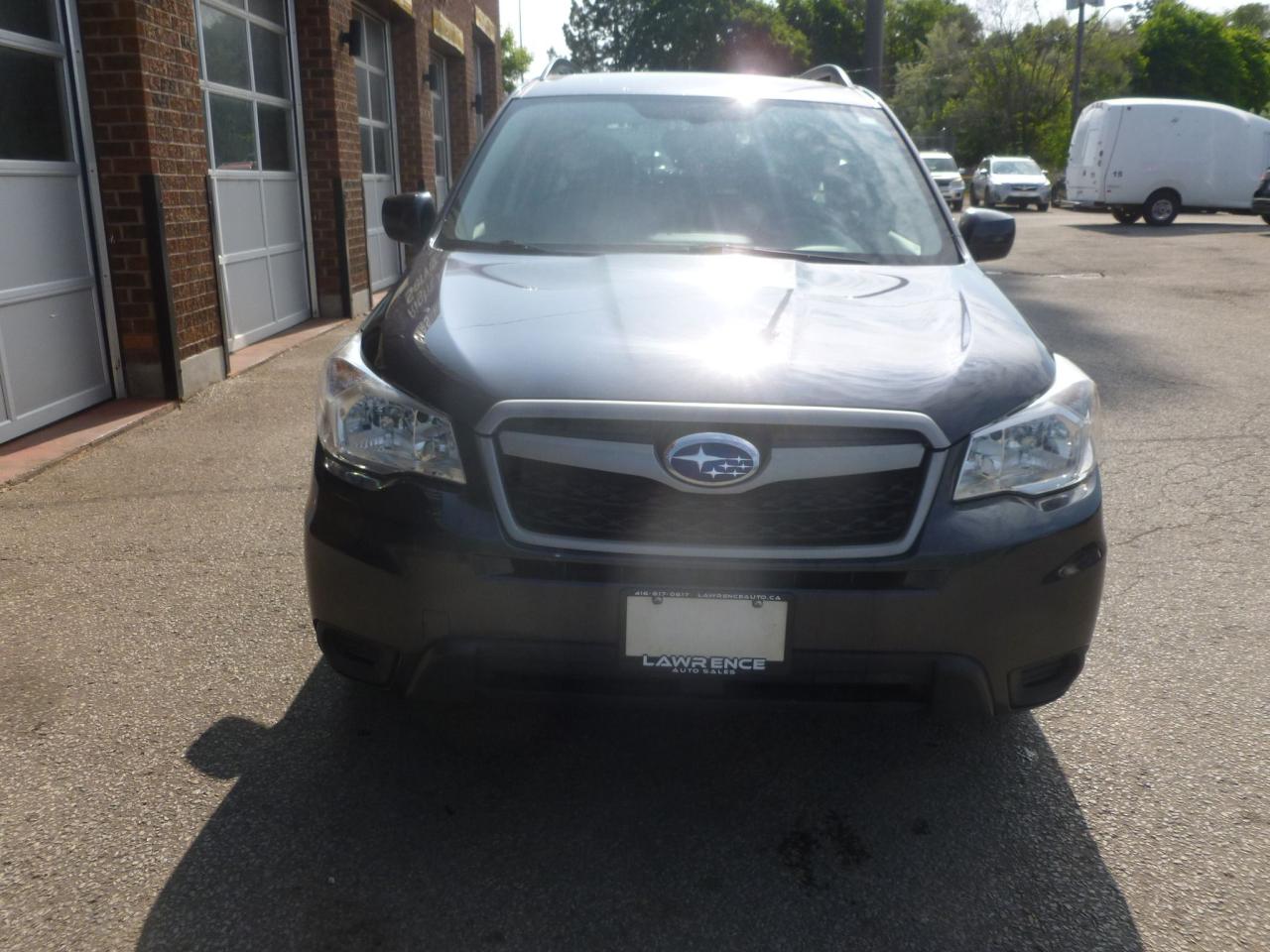 2015 Subaru Forester BASE - Photo #2