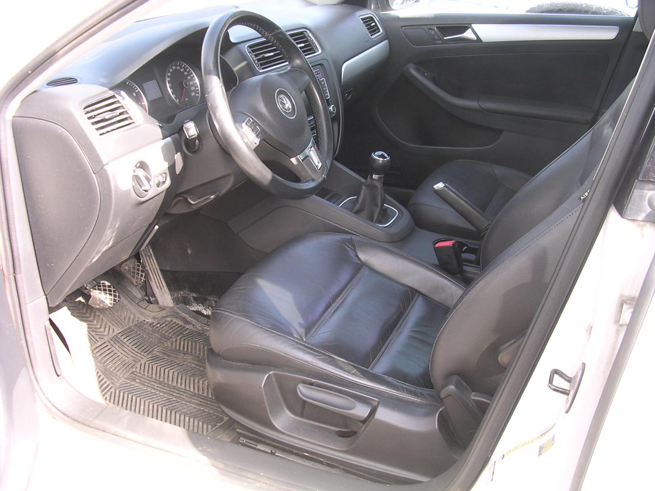 2012 Volkswagen Jetta HIGHLINE - Photo #5