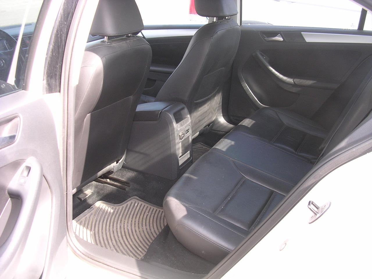 2012 Volkswagen Jetta HIGHLINE - Photo #6