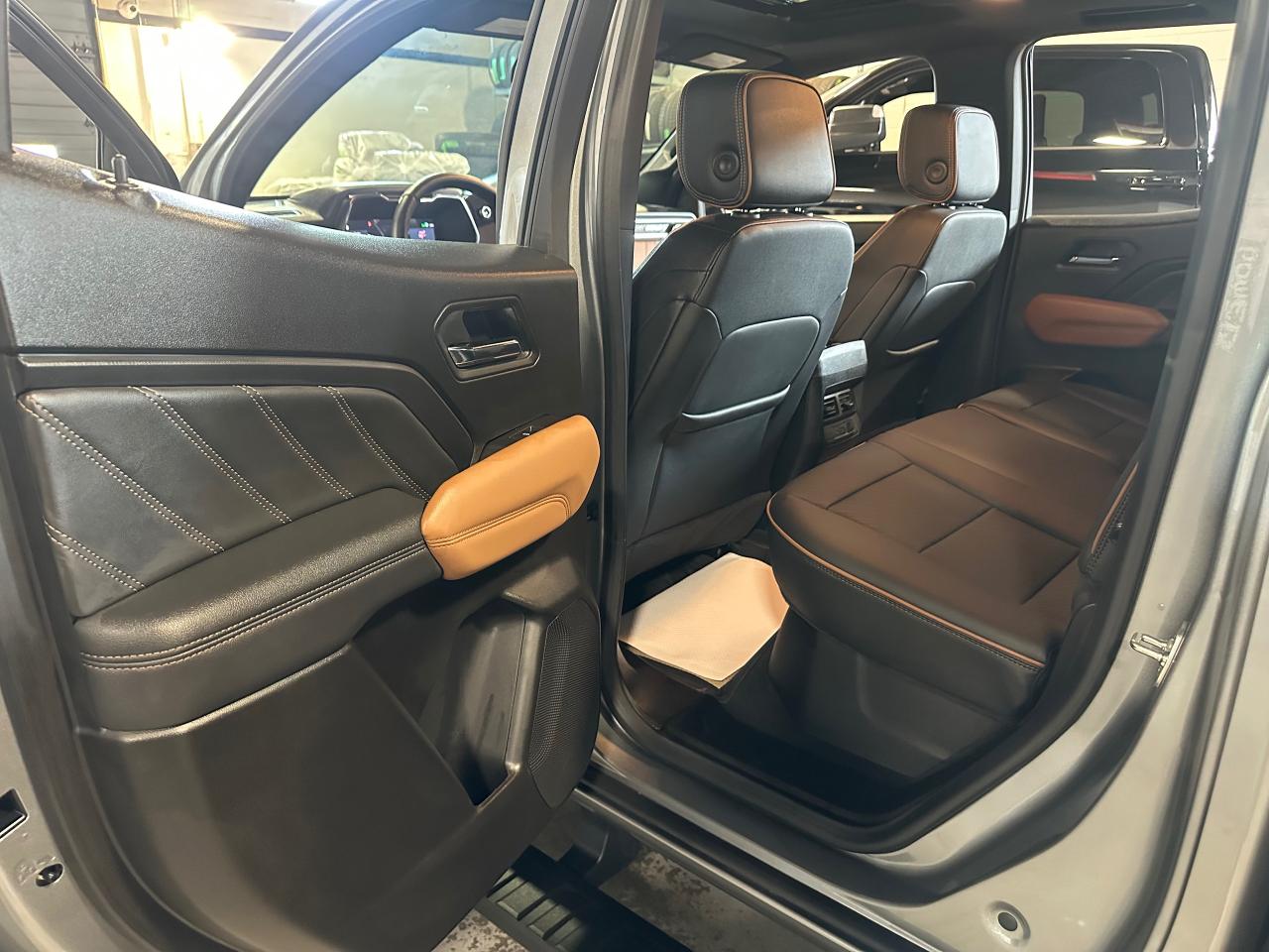 2024 GMC Canyon AT4 | 4CYL | AUTOMATIC - Photo #31