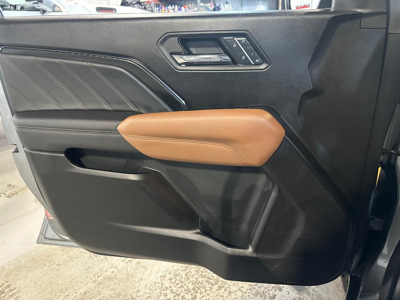 2024 GMC Canyon AT4 | 4CYL | AUTOMATIC - Photo #38