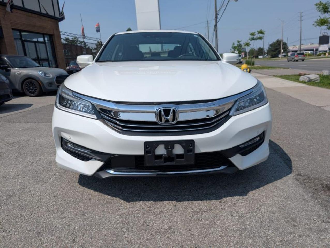 2017 Honda Accord Touring - Photo #8