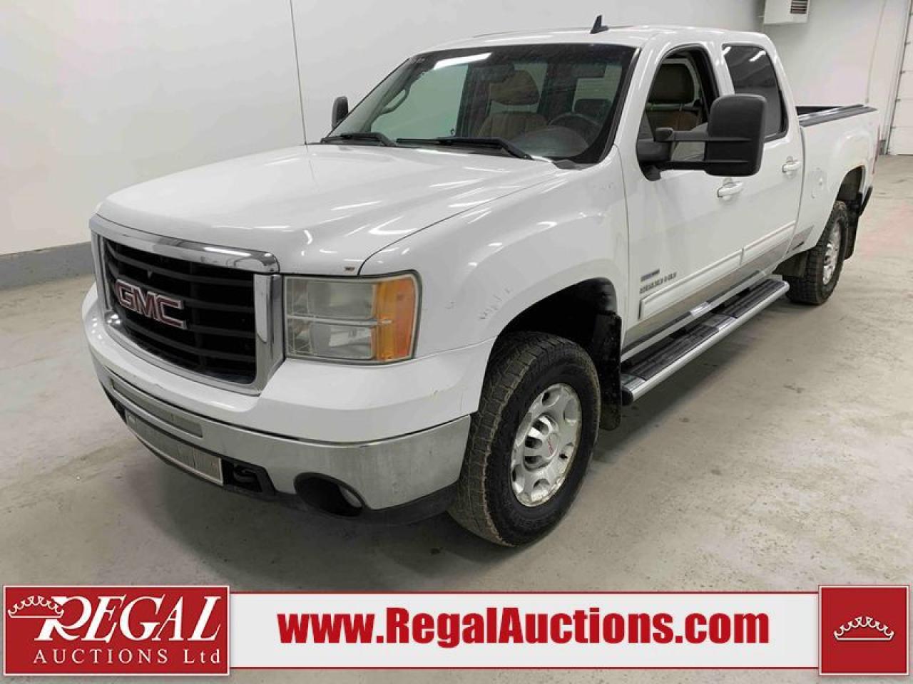 Used 2010 GMC Sierra 2500 SLT for sale in Calgary, AB