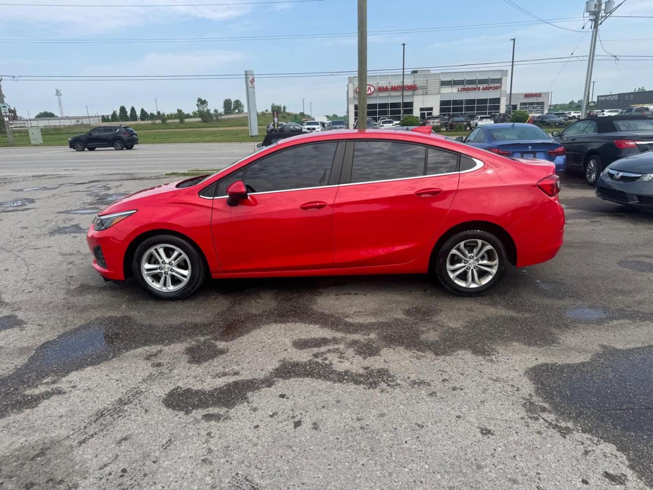 2019 Chevrolet Cruze LT, ONLY 111KMS, WELL SERVICED, CERTIFIED - Photo #2